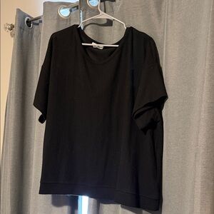 Polagram Black Short-Sleeve Ribbed Knit Tee